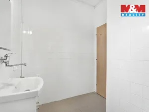 Prodej bytu 2+kk, Libochovice, Revoluční, 52 m2