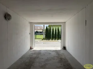 Pronájem garáže, Kroměříž, Skopalíkova, 20 m2