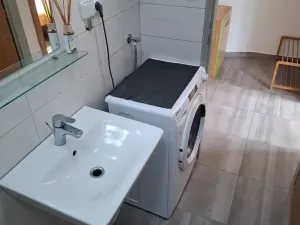 Pronájem bytu 1+kk, Jihlava, Hálkova, 18 m2