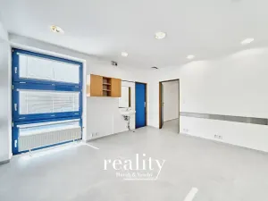 Pronájem ordinace, Znojmo, Kuchařovická, 84 m2