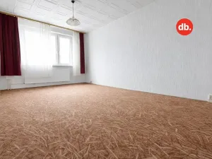Prodej bytu 4+1, Ostrov, Lidická, 84 m2
