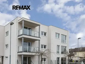 Prodej bytu 2+kk, Hradec Králové, Meruňková, 82 m2