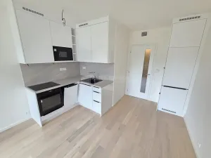 Pronájem bytu 1+kk, Praha - Chodov, Komárkova, 30 m2