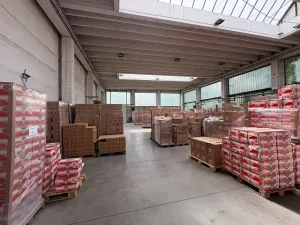 Pronájem výrobních prostor, Praha - Kunratice, Dobronická, 790 m2