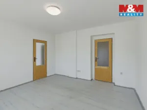 Prodej bytu 3+1, Slavětín, Nádražní, 64 m2
