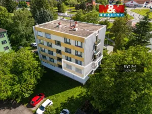 Prodej bytu 3+1, Třeboň - Třeboň II, Nádražní, 63 m2