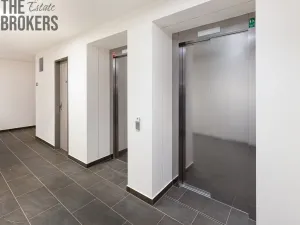 Pronájem bytu 1+kk, Praha - Hloubětín, Poděbradská, 33 m2