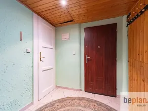 Pronájem bytu 2+1, Karlovy Vary, Moskevská, 60 m2