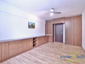 Prodej bytu 4+kk, Kladno, Vrchlického, 75 m2