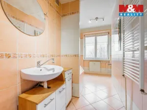 Pronájem bytu 3+1, Bukovany, 84 m2