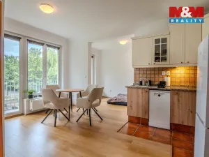 Pronájem bytu 2+kk, Praha, Názovská, 50 m2