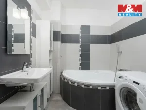 Prodej bytu 3+kk, Včelná, Dolní, 63 m2