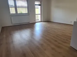 Pronájem bytu 2+kk, Praha - Dolní Chabry, Do rybníčků, 65 m2
