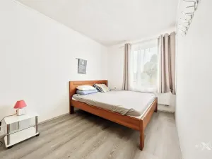 Pronájem bytu 2+1, Vestec, Na Suchých, 50 m2