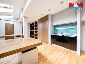 Pronájem kanceláře, Olomouc, Horní náměstí, 97 m2