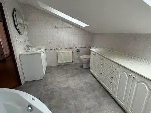 Pronájem bytu 2+1, Děčín, Vítězství, 84 m2
