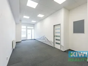 Pronájem obchodního prostoru, Ostrava, Výškovická, 81 m2