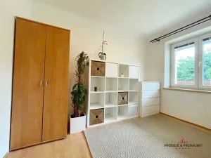Pronájem bytu 1+1, Praha - Libeň, Za vodárnou, 30 m2