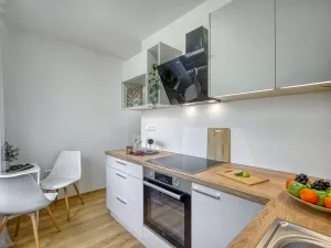 Pronájem bytu 2+1, Trutnov - Horní Staré Město, Pomněnková, 55 m2