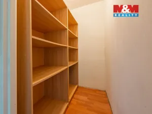 Prodej bytu 3+1, Praha - Kobylisy, Košťálkova, 66 m2