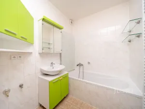 Prodej bytu 3+kk, Třeboň, U Francouzů, 78 m2