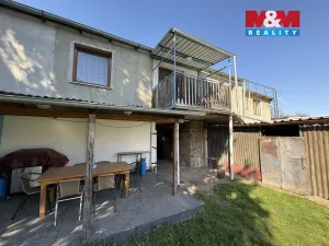 Prodej atypického bytu, Měšice, U školky, 118 m2