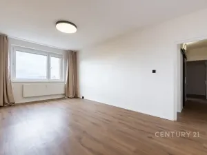Pronájem bytu 2+1, Chomutov, Kamenný vrch, 58 m2
