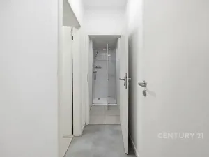 Pronájem kanceláře, Praha - Smíchov, Na Zatlance, 232 m2