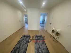 Prodej bytu 3+kk, Praha - Karlín, Sokolovská, 78 m2