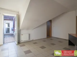 Prodej komerční, Chrudim - Chrudim IV, Lupáčova, 612 m2