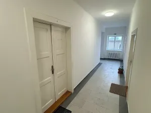 Pronájem kanceláře, Praha - Horní Počernice, Bystrá, 30 m2