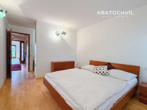 Pronájem bytu 3+kk, Praha - Podolí, Na hřebenech II, 119 m2