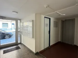 Prodej bytu 3+1, Praha - Žižkov, Hartigova, 72 m2