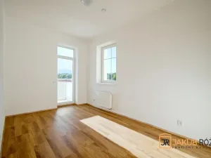 Pronájem bytu 2+kk, Mladé Buky, 38 m2