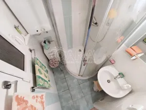 Pronájem bytu 2+kk, Praha - Žižkov, Lucemburská, 49 m2