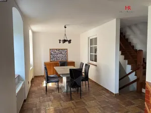 Prodej rodinného domu, Načeradec, Zámecké náměstí, 170 m2