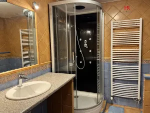 Prodej rodinného domu, Načeradec, Zámecké náměstí, 170 m2