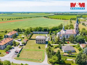 Prodej pozemku pro bydlení, Dvory - Veleliby, 619 m2