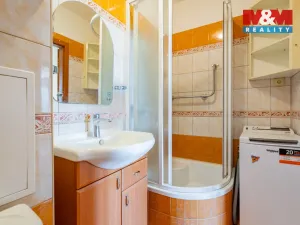 Prodej bytu 4+1, Větřní, Frymburská, 70 m2