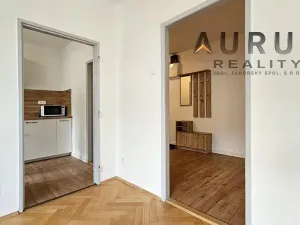 Pronájem bytu 3+1, Praha - Michle, Třeboňská, 74 m2