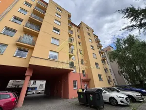 Pronájem bytu 2+kk, Plzeň, Plzenecká, 42 m2