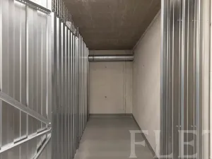 Pronájem bytu 1+kk, Praha - Radlice, U Komína, 39 m2