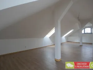 Pronájem kanceláře, Říčany, 17. listopadu, 61 m2