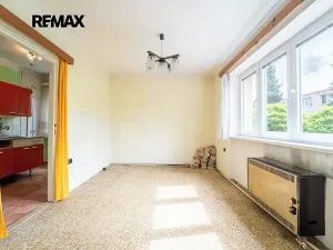Prodej bytu 3+1, Pečky, Přátelství, 65 m2
