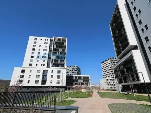 Pronájem bytu 1+kk, Praha - Modřany, Mezi vodami, 390 m2