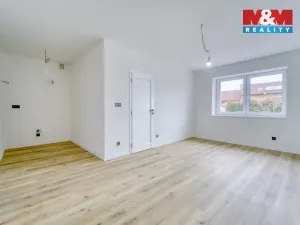 Pronájem bytu 2+kk, Tlučná, Tlučenská kolonie, 40 m2