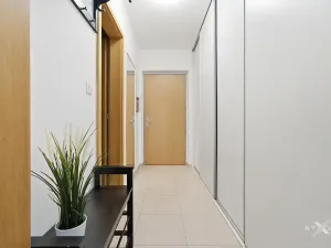 Pronájem bytu 2+kk, Praha - Dolní Chabry, K Beranovu, 61 m2