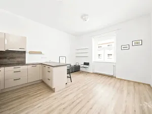 Pronájem bytu 2+kk, Praha - Košíře, Pod Kavalírkou, 44 m2