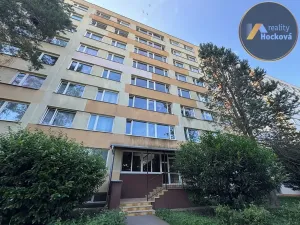Prodej bytu 3+1, Praha - Prosek, Pískovcová, 67 m2