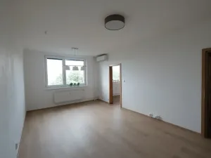 Pronájem bytu 2+1, Uherský Brod, Luhanova, 63 m2